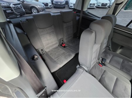 2012 Volkswagen Touran 7 SEATER * HIGHLINE ALCANTARA SEATS * REVERSING CAMERA * SIMI DEALER - SPECIALISING IN IMPORTS OF JAP AUTOMATIC HI SPEC BLUEMOTION // LARGE TOUCH SCREEN // €10,500 thumbnail
