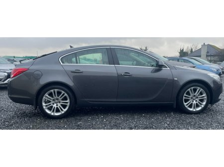 2011 Vauxhall Insignia 1.8 VVT-I EXCLUSIVE 138BHP LOW KM €3,450 thumbnail
