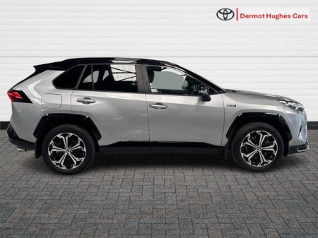 2023 Toyota Rav4 PLUG-IN HYBRID SPORT €44,950 thumbnail