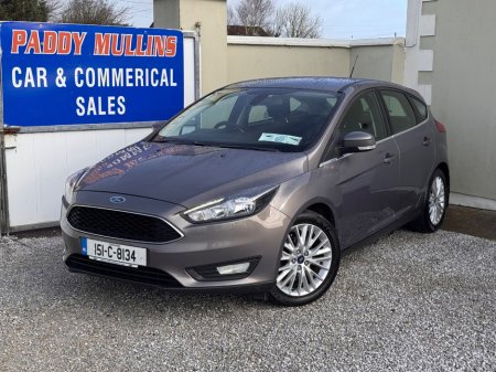 2015 Ford Focus - thumbnail 2