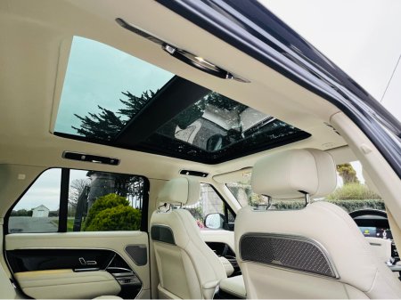 2023 Land Rover Range Rover - thumbnail 17