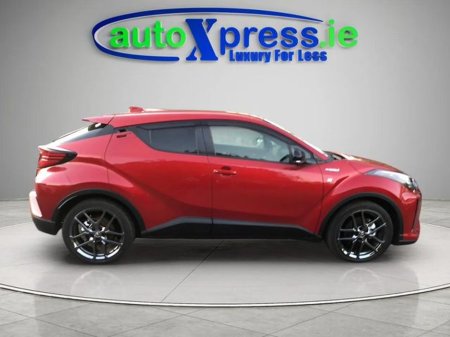 2020 Toyota C-HR - thumbnail 3