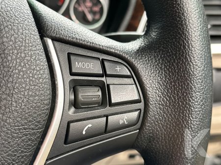 2016 BMW 3 Series - thumbnail 21