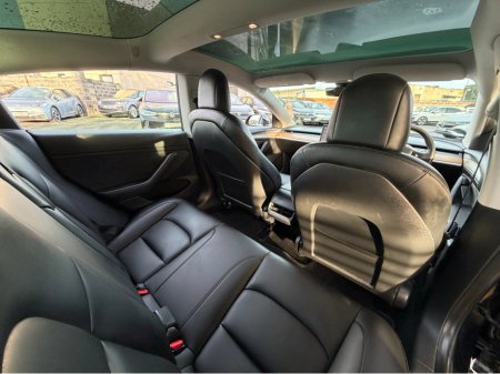 2021 Tesla Model 3 STANDARD PLUS...PAN ROOF €21,750 thumbnail