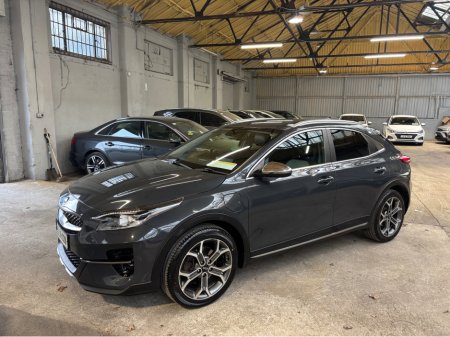 2021 Kia XCeed - thumbnail 4