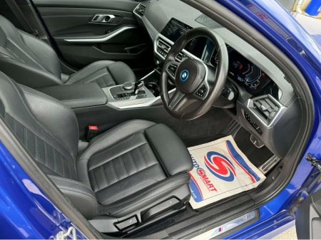 2022 BMW 3 Series - thumbnail 11