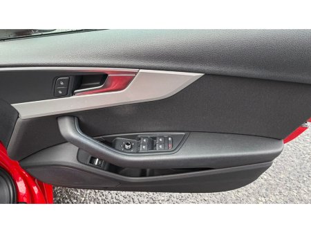 2016 Audi A4 - thumbnail 11