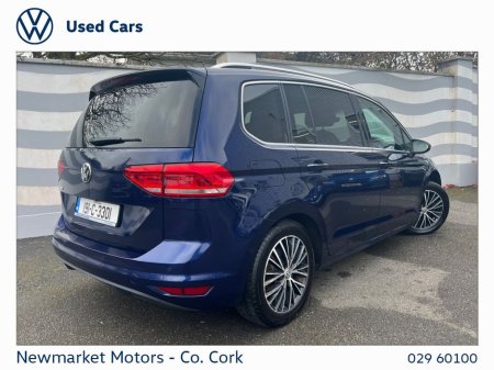 2019 Volkswagen Touran - view 3