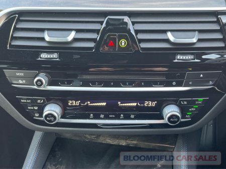 2018 BMW 5 Series MSPORT , PAN ROOF // IMMACULATE €29,950 thumbnail