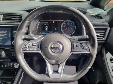 2021 Nissan Leaf - thumbnail 18