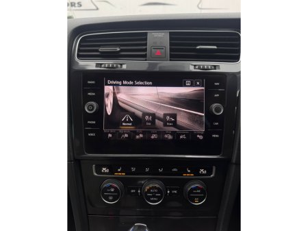 2019 Volkswagen E-Golf EE E1F 136BHP 5DR AUTO E-GOLF €12,800 thumbnail