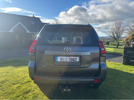 2019 Toyota Landcruiser LAND CRU LC LWB GX 4DR AUTO COMMERCIAL €30,000 thumbnail