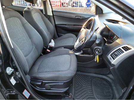 2010 Hyundai i20 (3 months warranty) 1.2 DE LUXURY 5DR €3,999 thumbnail