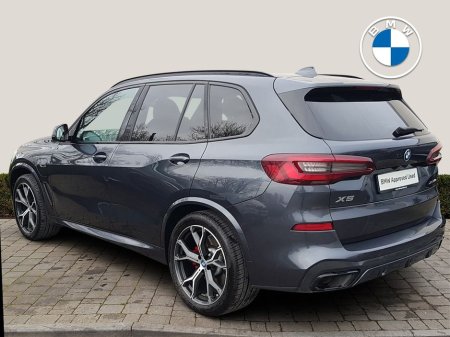 2022 BMW X5 xDrive45e xLine €67,995 thumbnail