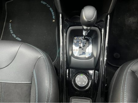 2020 Peugeot 2008 €15950! 2020 PEUGEOT 2008 1.2 AUTOMATIC / REVERSE CAMERA / HEATED SEATS €15,950 thumbnail