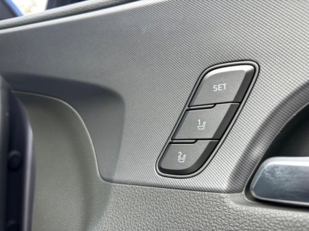 2022 Hyundai Santa Fe - thumbnail 17