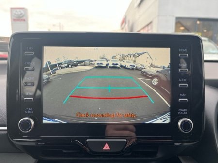 2022 Toyota Yaris Cross CR LUNA 4DR AUTO €22,888 thumbnail