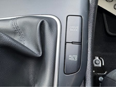 2022 Kia Sportage - thumbnail 25