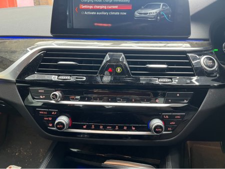 2018 BMW 5 Series €24950 2018 BMW 530E M-SPORT IPERFORMANCE 2.0 AUTOMATIC / CRUISE CONTROL / 360° CAMERA / ELECTRIC MEMORY & HEATED SEATS / PADDLE SHIFTERS / AMBIENT LIGHTS / HEATED REAR SEATS €24,950 thumbnail