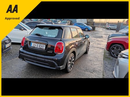 2023 MINI Cooper 2023 Auto Exclusive 5 Door 37369kms €28,950 thumbnail