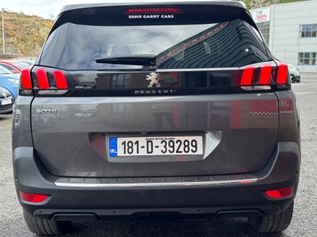 2018 Peugeot 5008 - thumbnail 17