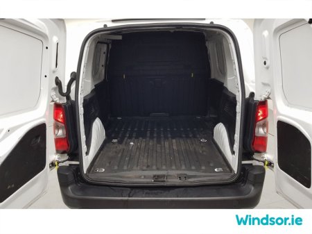 2020 Opel Combo - thumbnail 17