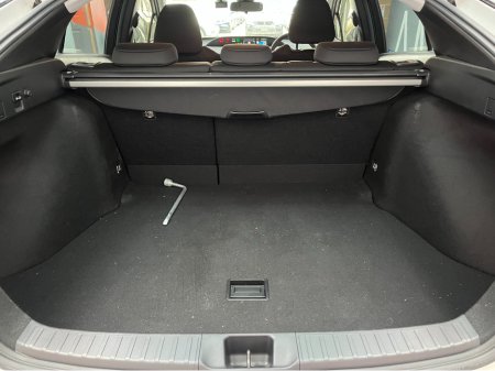 2022 Toyota Prius - thumbnail 8