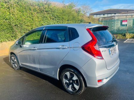 2019 Honda Fit ALLOYS // REVERSE CAM // BLUETOOTH €14,900 thumbnail