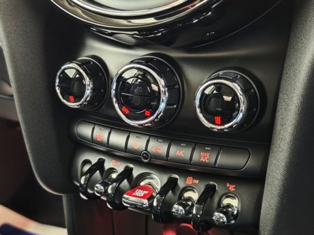 2017 MINI Cooper D - thumbnail 20