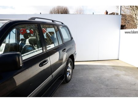 2005 Toyota Landcruiser - thumbnail 11