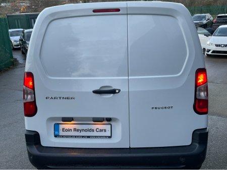 2023 Peugeot Partner PROFESSIONAL PLUS 1.5 HDI HIGH SPEC! NEW DOE! €14,995 thumbnail