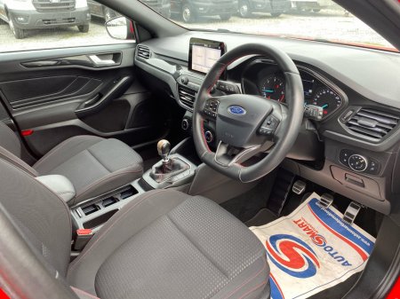 2019 Ford Focus - thumbnail 6