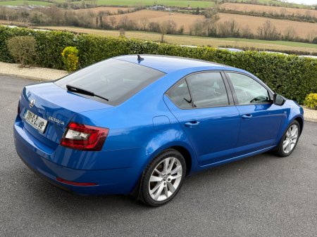 2020 Skoda Octavia - thumbnail 21