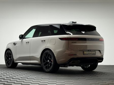 2026 Land Rover Range Rover Sport 261 (2026) RANGE ROVER SPORT EDITION €137,990 thumbnail