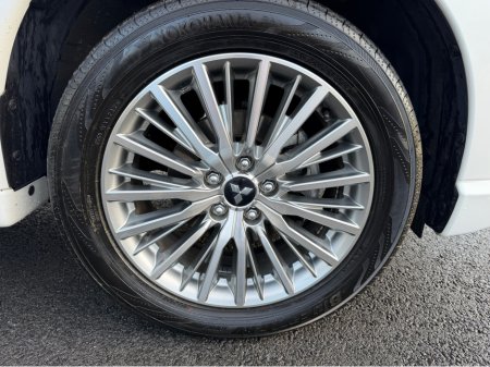 2020 Mitsubishi Outlander 4X4 Plug-in Hybrid - High Spec - Like New €24,750 thumbnail