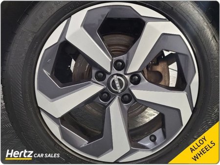 2023 Nissan Qashqai ePOWER SV 1.5 Petrol Automatic €26,695 thumbnail