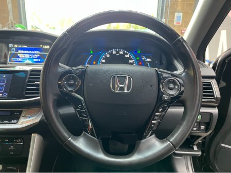 2016 Honda Accord - thumbnail 8