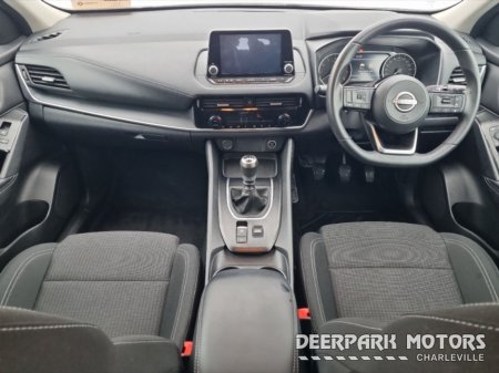 2024 Nissan Qashqai 1.3 PET MILD HYBRID SV €30,950 thumbnail