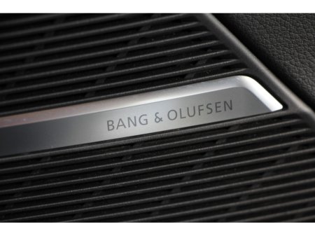 2023 Audi Q8 - thumbnail 5