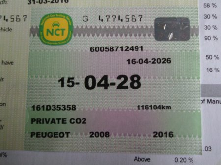 2016 Peugeot 2008 - thumbnail 2