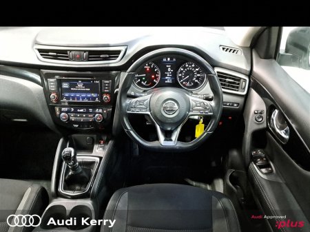 2021 Nissan Qashqai 1.3 DIG-T ACENTA PREM €19,900 thumbnail
