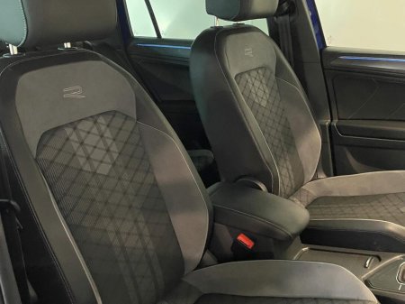 2023 Volkswagen Tiguan - thumbnail 17