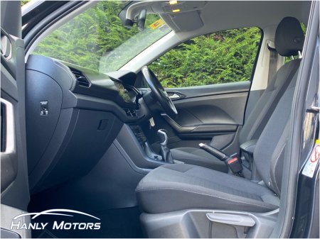 2022 Volkswagen T-Cross LIFE 1.0 TSI MANUAL 5SPEED 95BHP €22,950 thumbnail