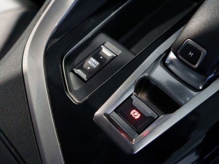 2021 Peugeot 3008 - thumbnail 17