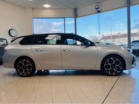 2024 Opel Astra - thumbnail 5