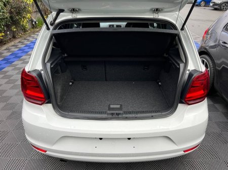 2015 Volkswagen Polo - thumbnail 13