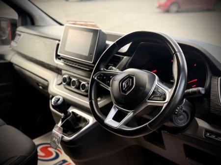 2023 Renault Trafic - thumbnail 27