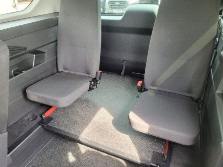 2023 Peugeot Rifter - thumbnail 17