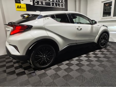 2022 Toyota C-HR - thumbnail 11