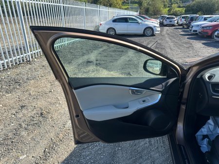 2015 Volvo V40 - photo 12